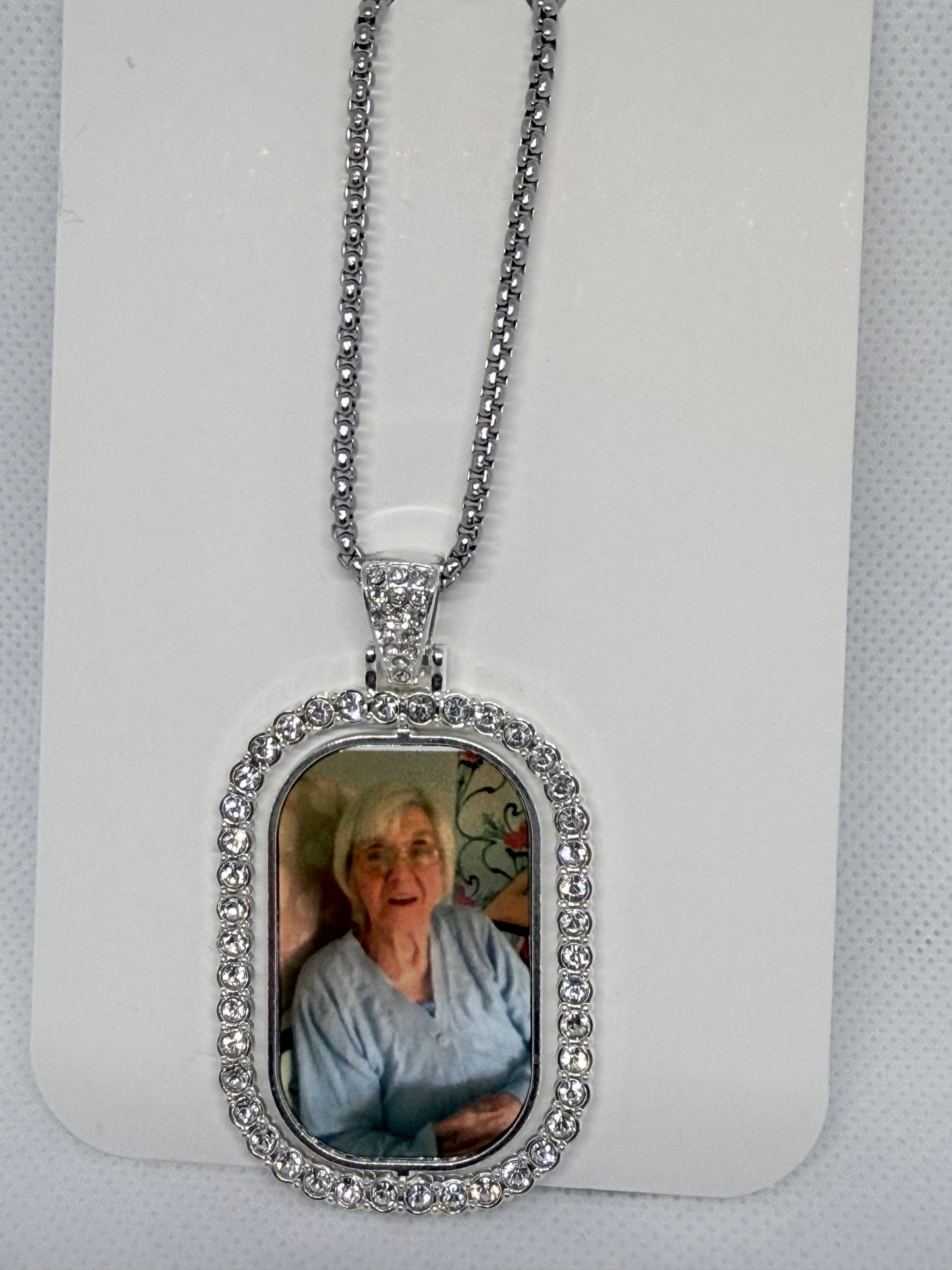 Personalised photo pendant